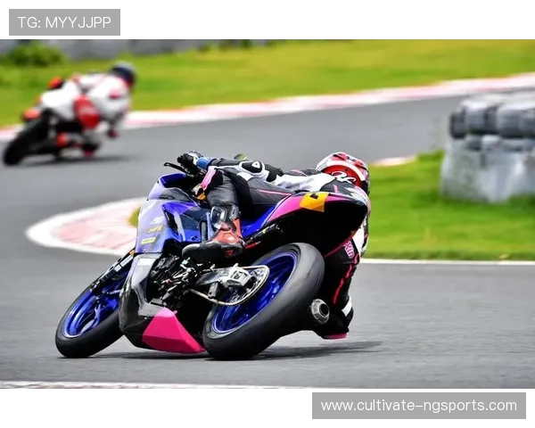 摩托车大奖赛新赛季战况激烈 车手技术与团队策略成关键因素 摩托车大奖赛新赛季战况激烈 车手技术与团队策略成关键因素