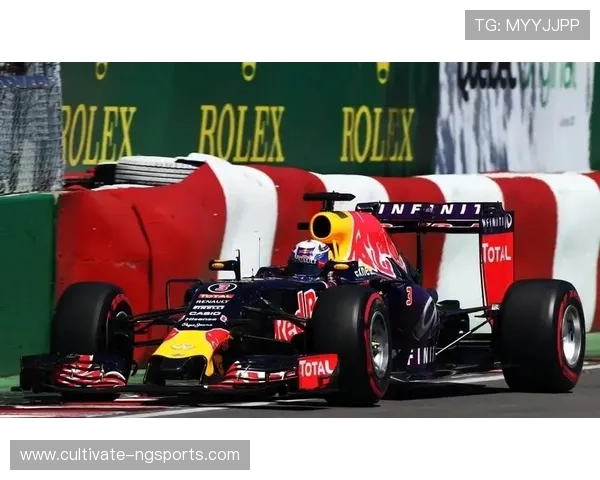 F1赛场风云再起各车队激战升级新赛季冠军悬念引发全球热议