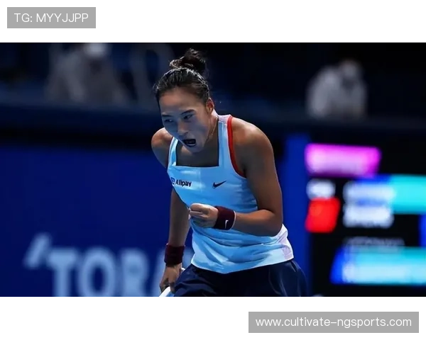 网球赛事激战正酣 世界排名争夺战愈演愈烈 明星球员表现引热议